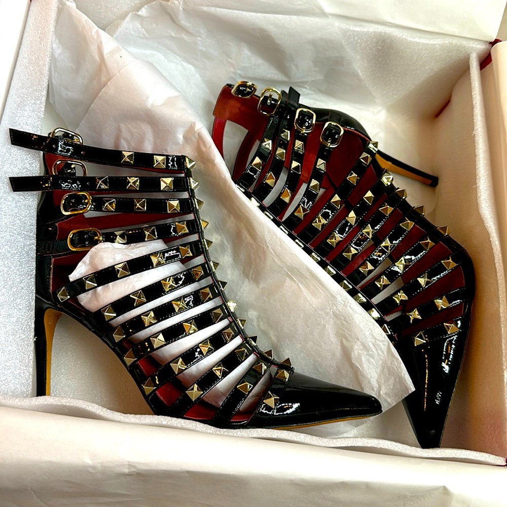 New Black patent design heels with gold studs